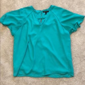 Banana Republic green blouse w/ flutter sleeves!